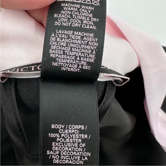Victoria's Secret Black and Pink Robe - Picture 7 of 9